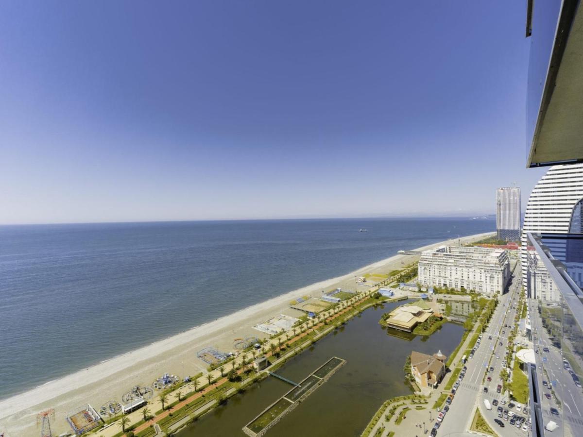 Black Sea Apartment In Orbi City Batumi Exterior foto